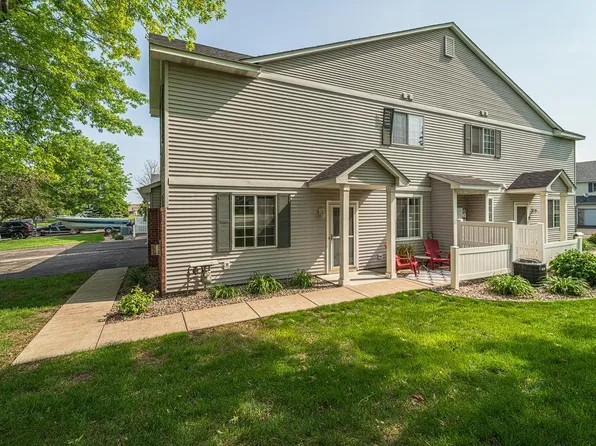 1667 Brittany Dr, Shakopee, MN 55379