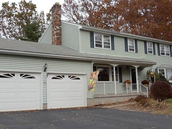 1st image of 20 Gail Ln