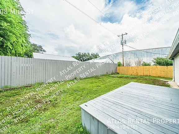 3rd image of 108 Mill St