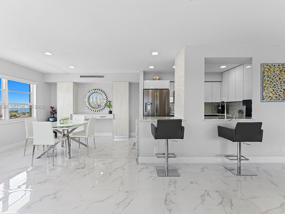 1st image of 340 Sunset Dr APT 1810