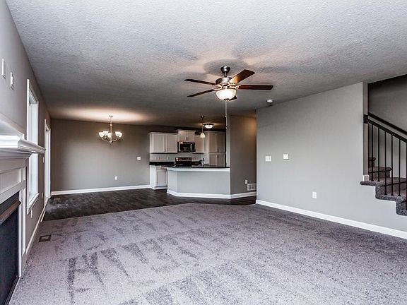 5th image of 4709 NE Oak Dr