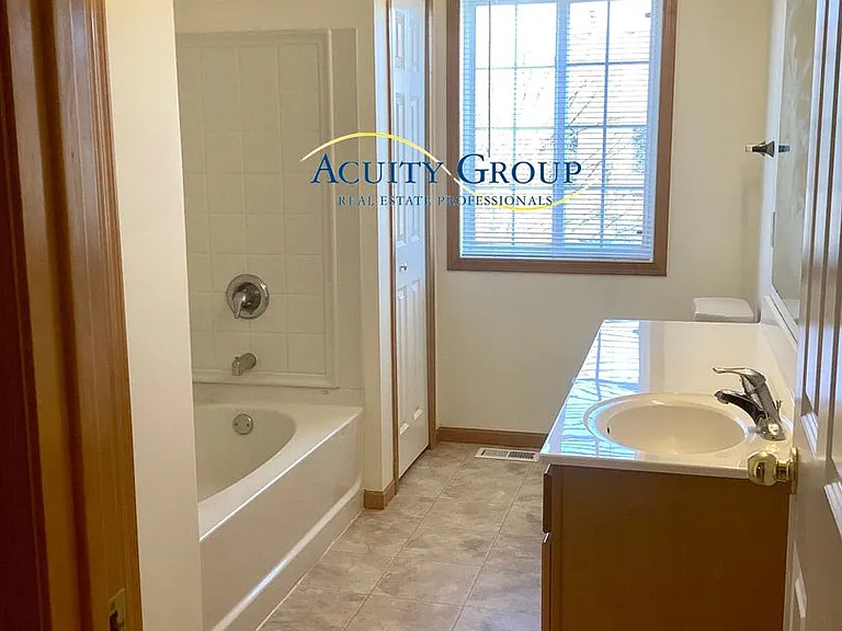 17130 Nixon St NW — Photo 8