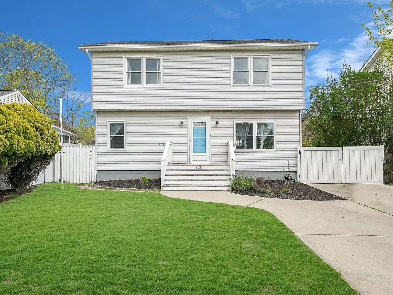 413 Bay Avenue, Patchogue, NY 11772 Zillow