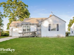 3803 Vineyard Rd, Kansas City, MO 64128