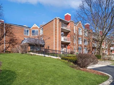 805 Leicester Rd #117, Elk Grove Village, IL, 60007