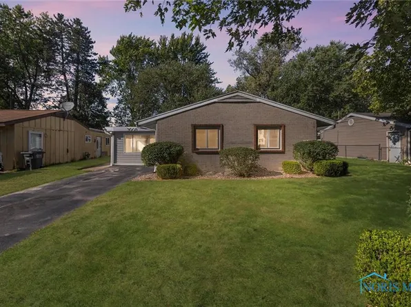 3008 Brock Dr, Toledo, OH 43613