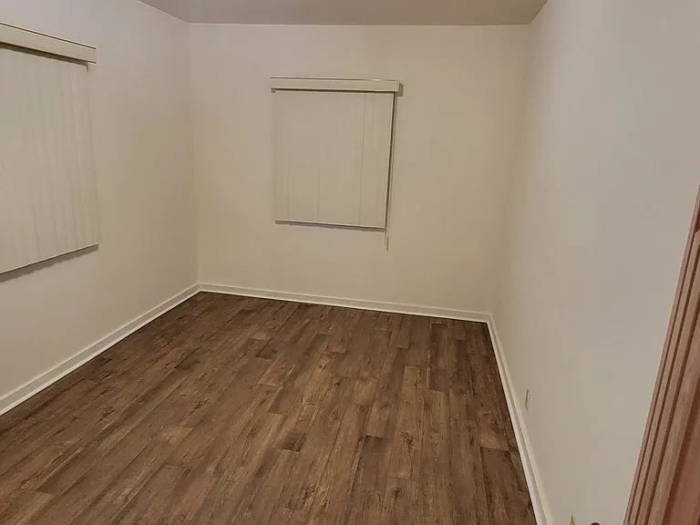 704 E Palmer Ave — Photo 6
