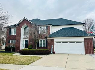 20835 Corey Dr, Macomb, MI 48044