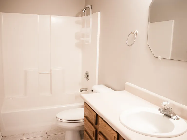 20 Lakeside Dr — Photo 9