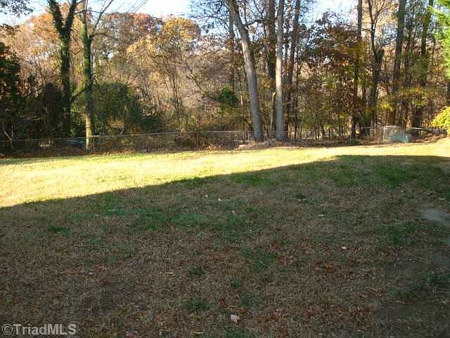2nd image of 7042 Bridgewood Rd