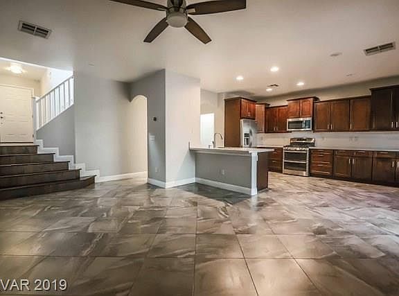 3rd image of 264 Jaramillo Ct