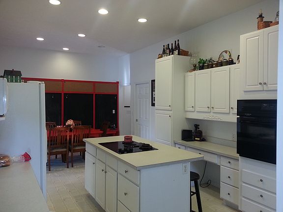 Large kitchen 