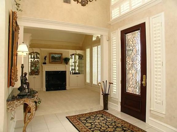 2nd image of 5024 Albany Dr