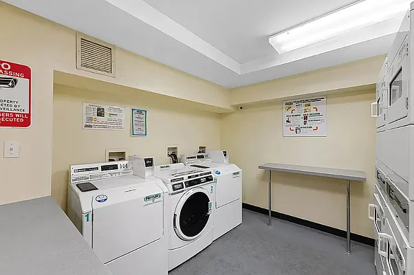 Rented by REAL New York | media 25