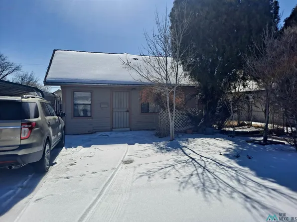 609 W Dallas Ave, Artesia, NM 88210