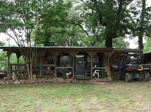 2nd image of 106 Ponder Ln