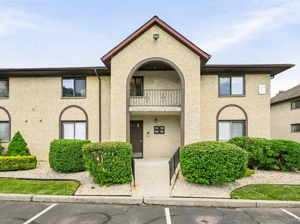 72 Omni Parc Drive, Nanuet, NY 10954