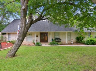 100 Arrow Mound St, Shavano Park, TX 78231