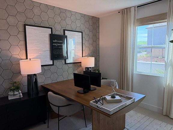 4th image of 256 Birch Ranch Way