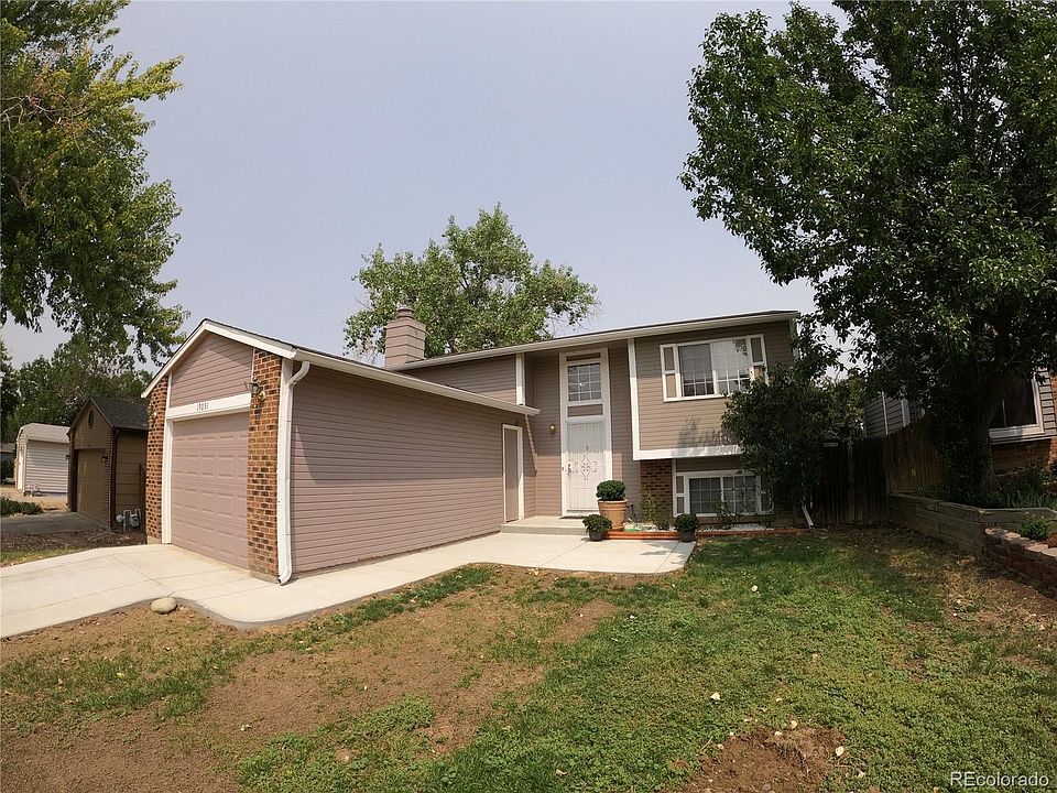 1st image of 19031 E Oxford Dr