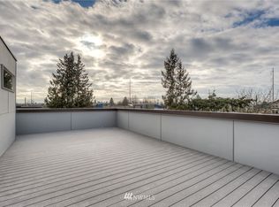 9035 A 17th Ave SW, Seattle, WA 98106