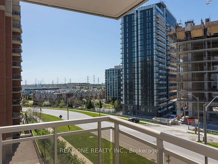 75 King William Cres #605 — Photo 12