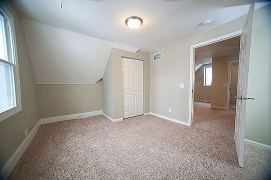 3rd image of 1527 19th Ave