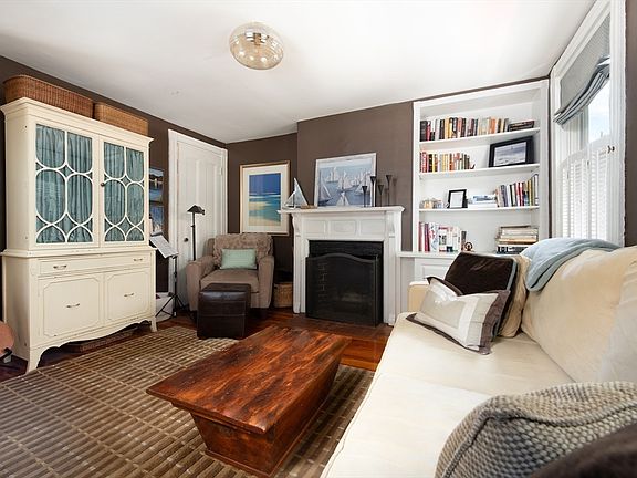 5th image of 89 School St #2