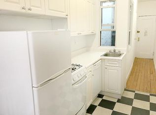 363 W 57th St APT 4D, New York, NY 10019