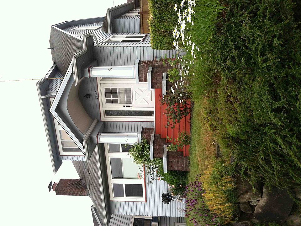 2nd image of 7843 11th Ave NE