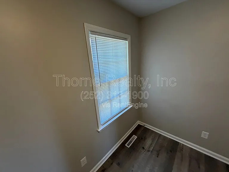 524 Keen St #B — Photo 10