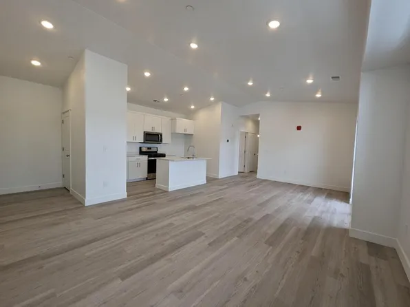 472 W 40 S, Providence, UT 84332