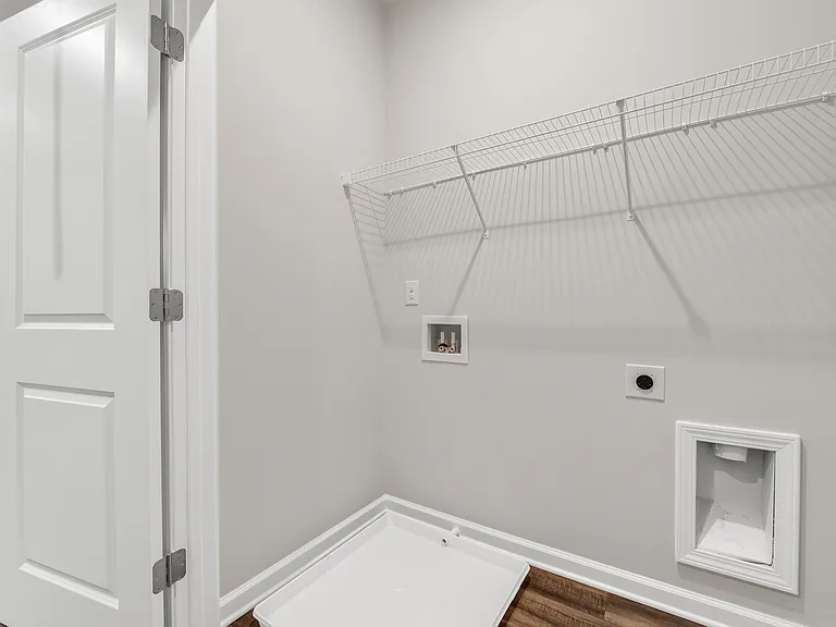 1331 Creekview Ln — Photo 7