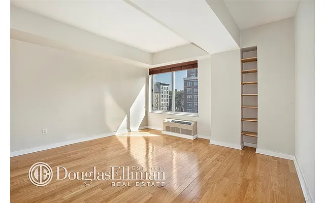 Sold by Douglas Elliman | media 8