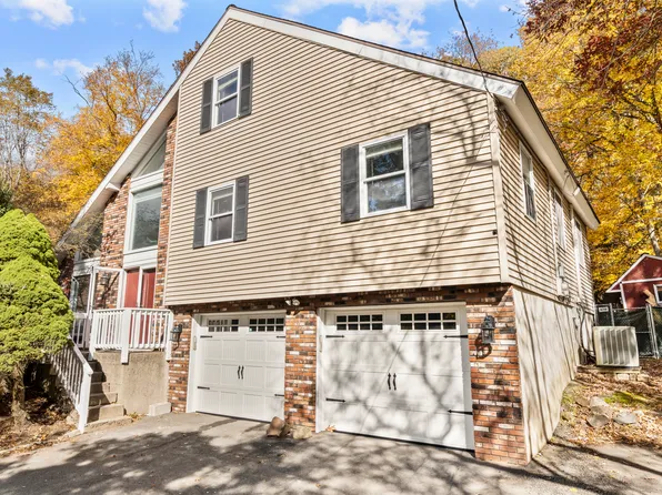 36 Raymond Drive, Meriden, CT 06451