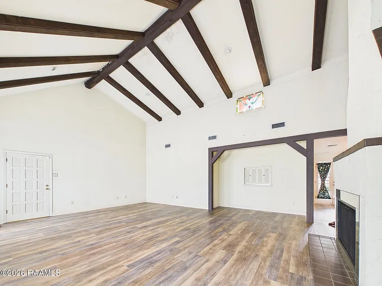 100 Oak Coulee Dr — Photo 10