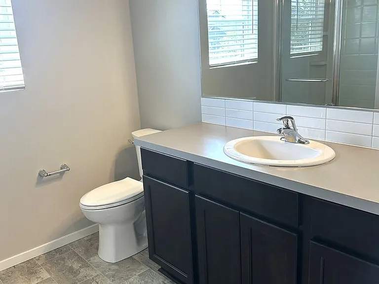 18505 Alpine Way E — Photo 11