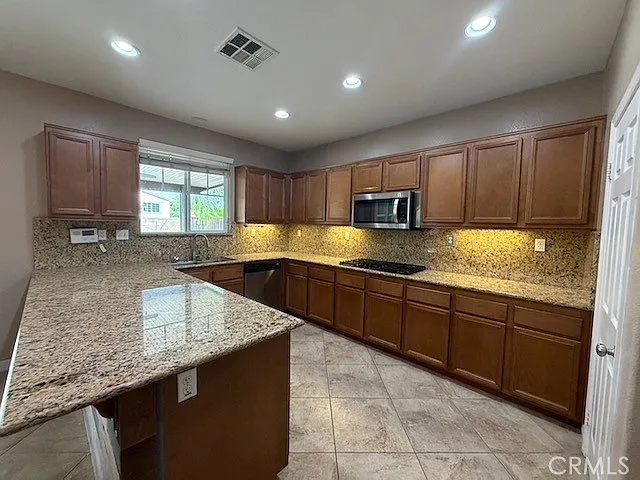 41103 Portia St — Photo 15