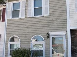 115 Moore St #A, Lowell, MA 01852