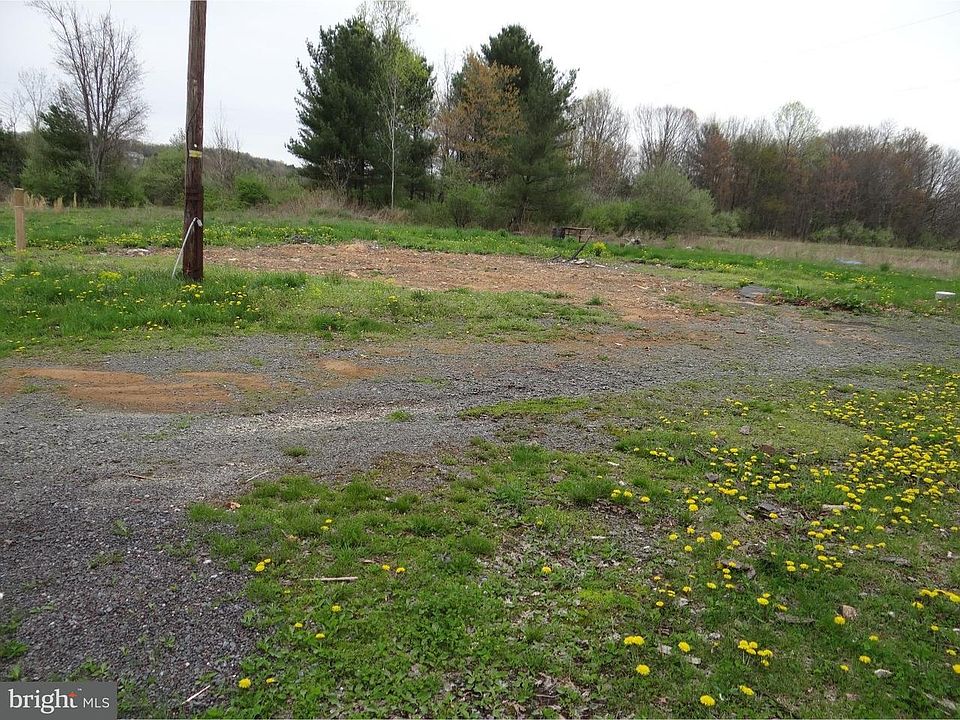 2nd image of Mountain Rd