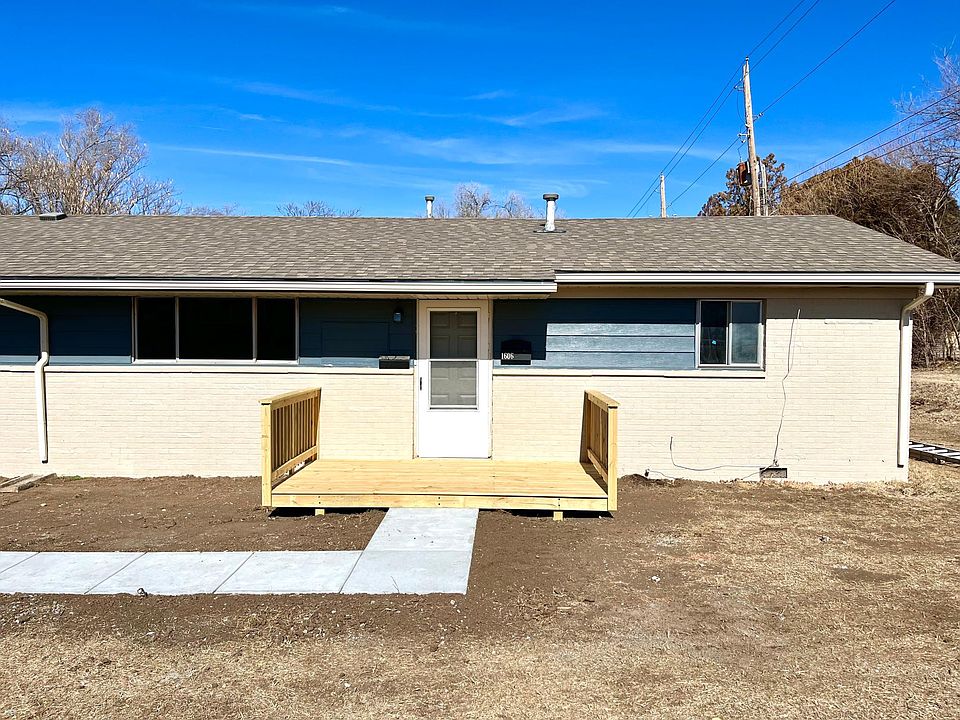 1st image of 1604 N Washington Ln #1606