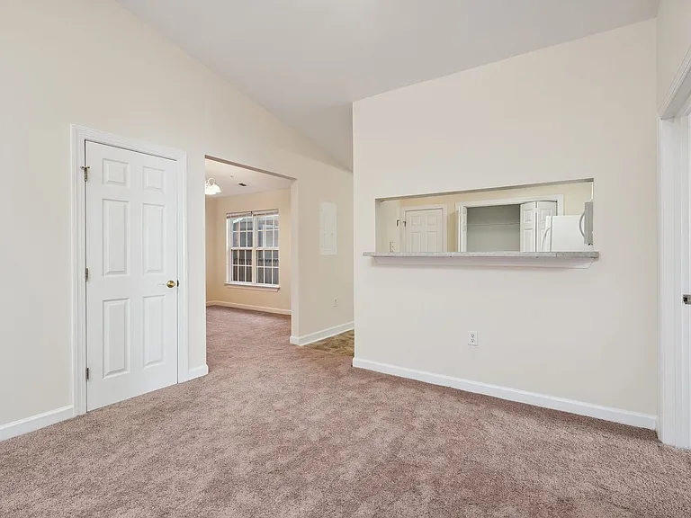 929 Morreene Rd #C31 — Photo 9