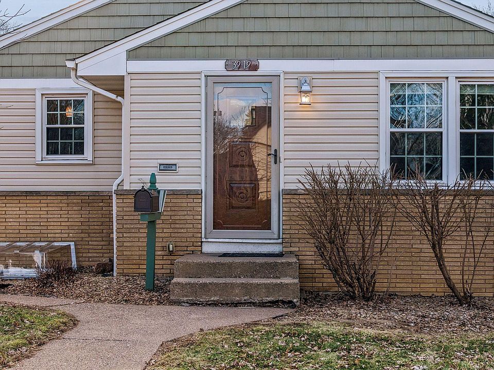 1st image of 3919 Tyler St NE
