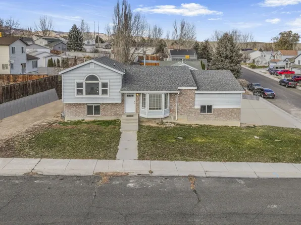 202 Forest Ln, Elko, NV 89801