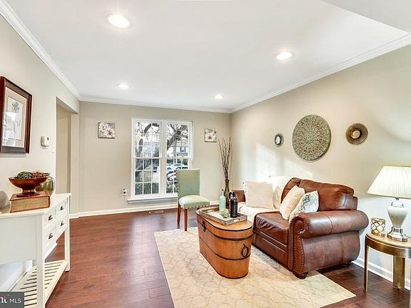 3rd image of 12235 Allspice Ct