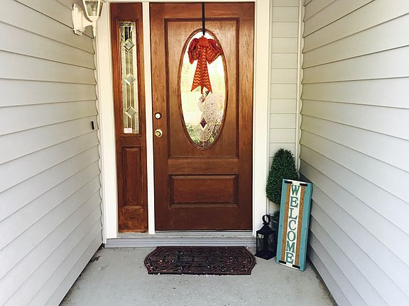 Entryway to house