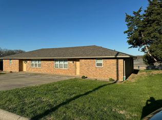 5625 S Hilltop Dr, Columbia, MO 65203