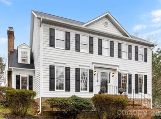 10318 Hollybrook Dr, Charlotte, NC 28277