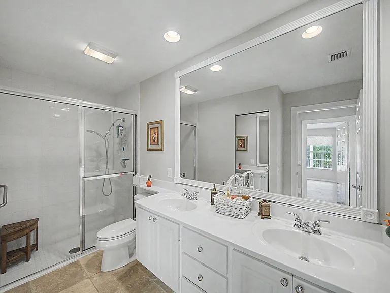 10617 SW Hartwick Dr — Photo 17