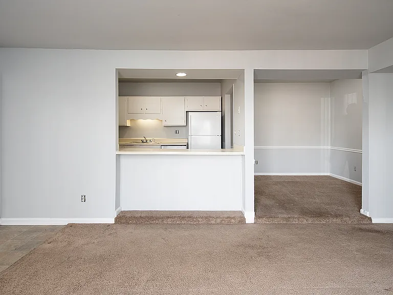849 Farmhurst Dr #D — Photo 18
